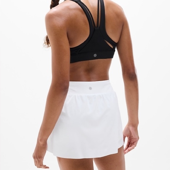 Athleta Pants - NWT Athleta Sz L Fast Route Mid Rise 13" Run Skort in White, Reflective Glintz